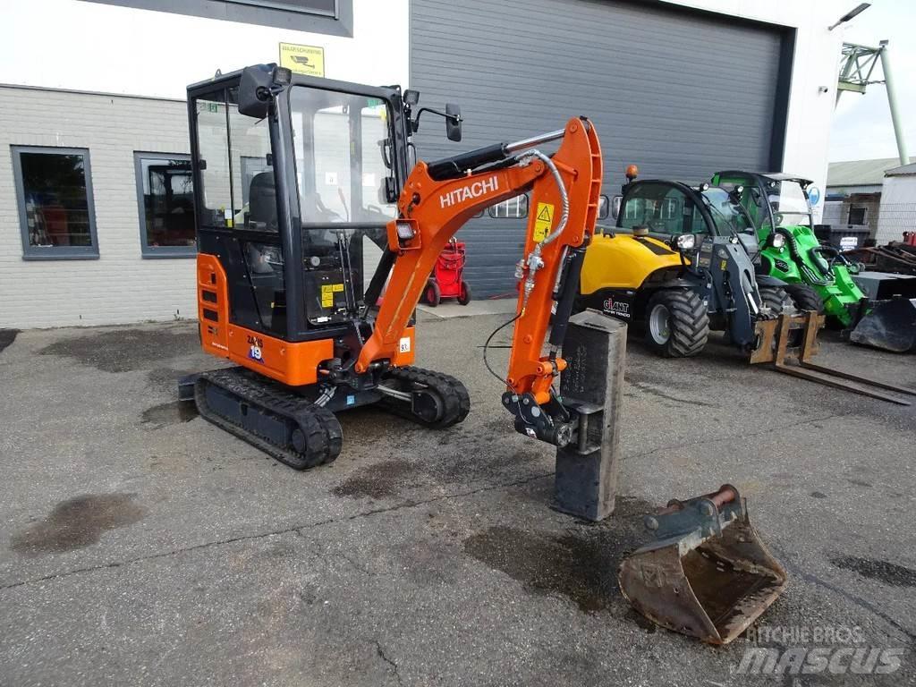 Hitachi ZX19-6CR Mini Escavadoras <7t