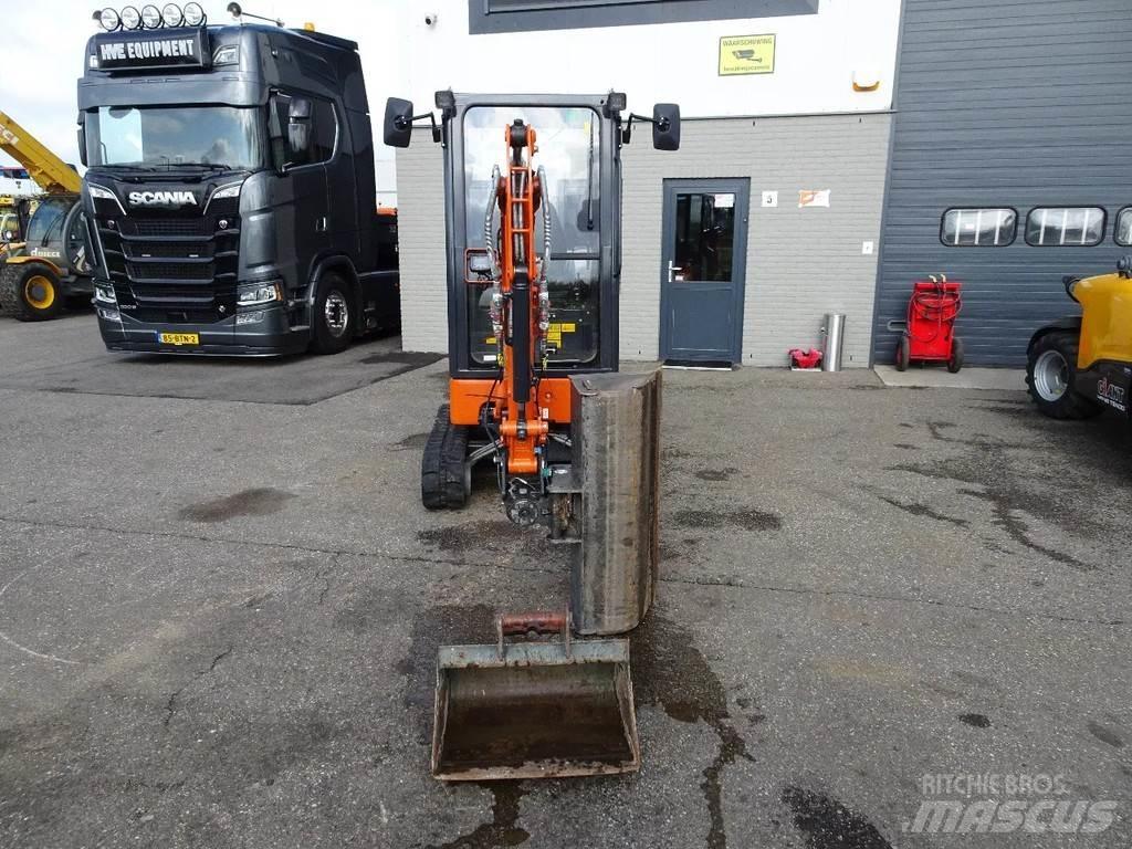 Hitachi ZX19-6CR Mini Escavadoras <7t