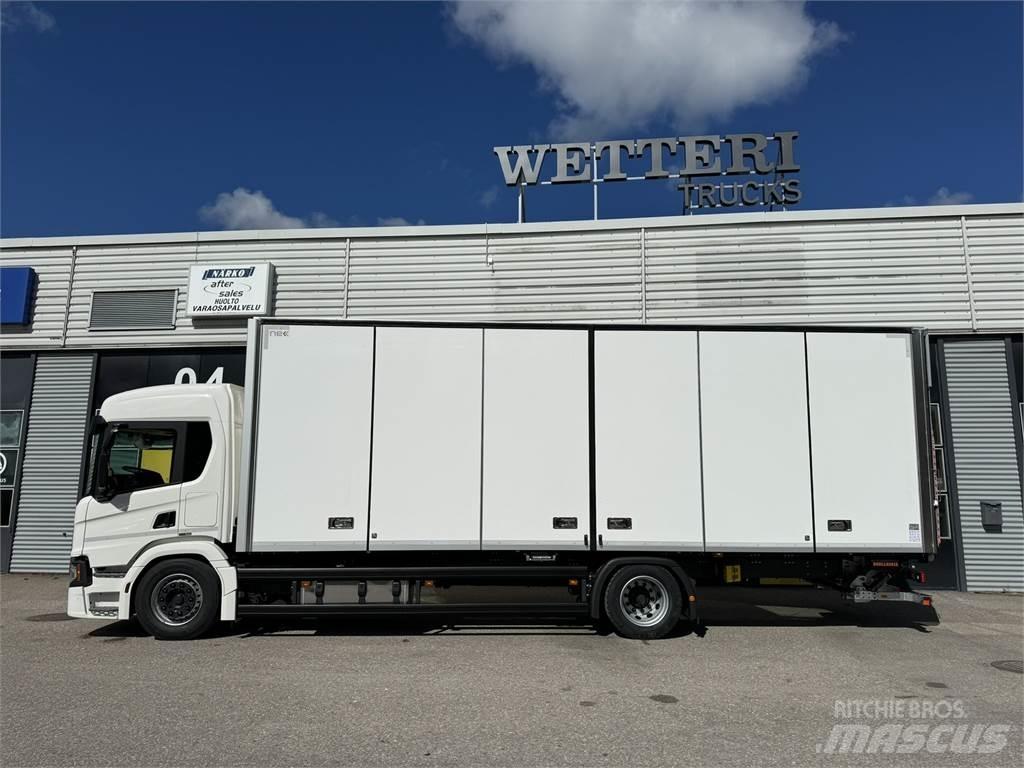 Scania P320 4x2 Camiões de caixa fechada