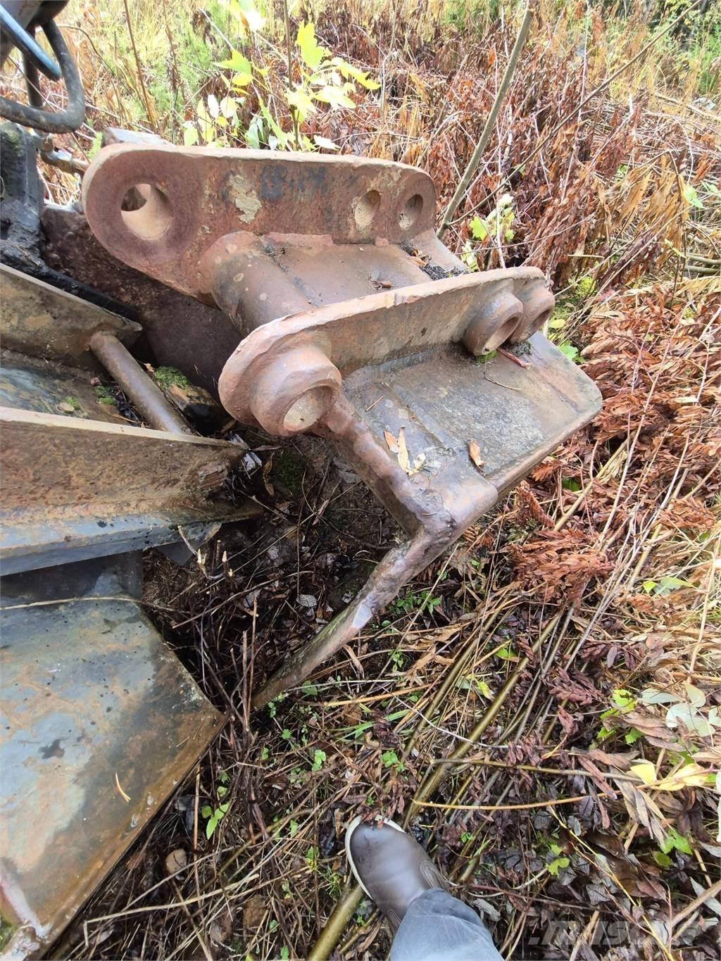  Kuokkakauha 700mm Baldes