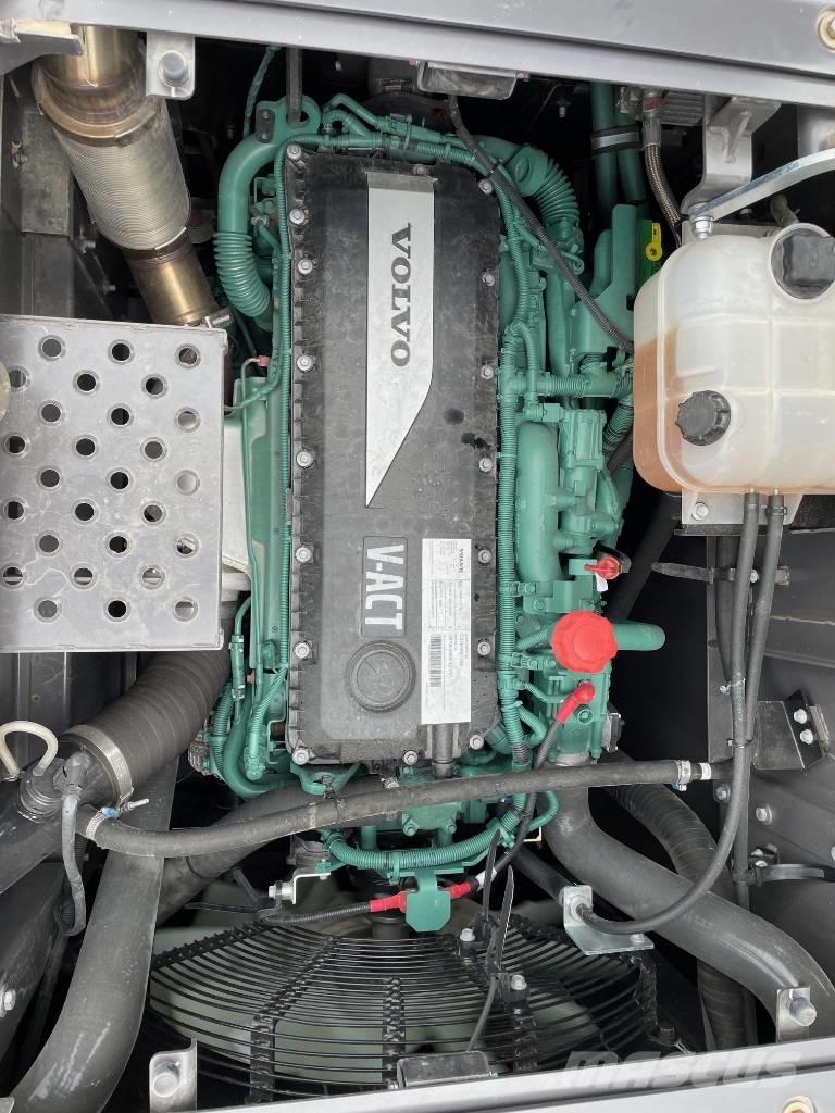 Volvo EC250E Escavadoras de rastos