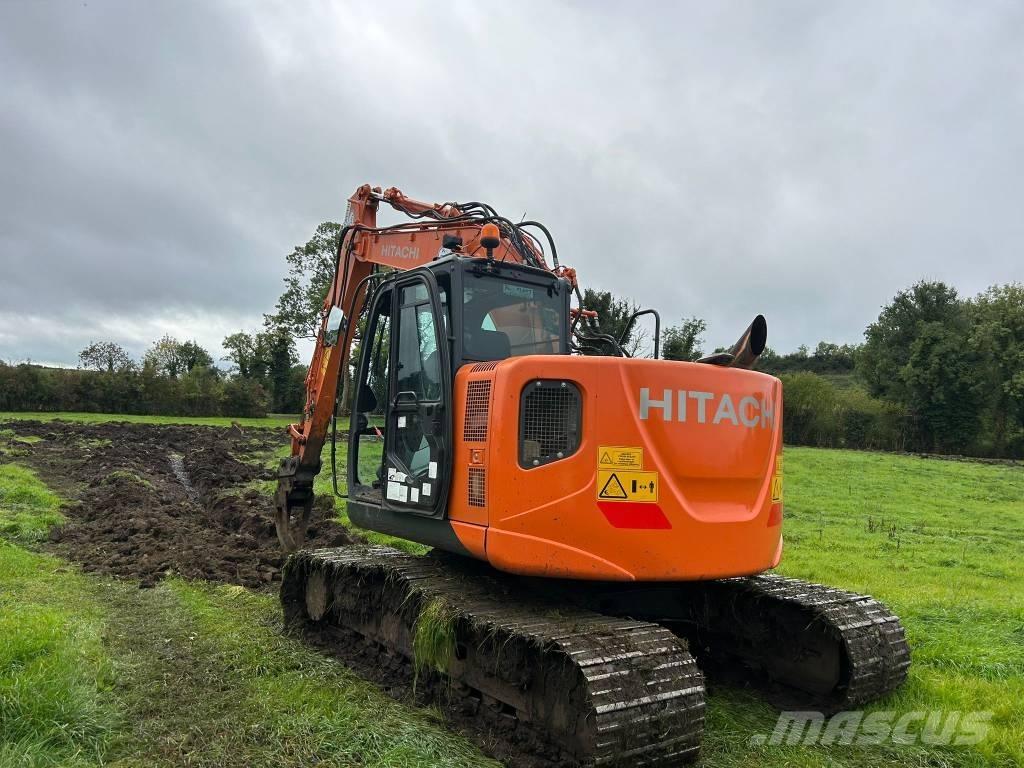 Hitachi ZX135-5 Escavadoras de rastos