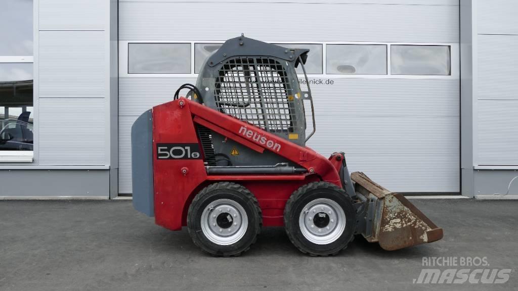 Neuson 501 S Carregadoras de direcção deslizante