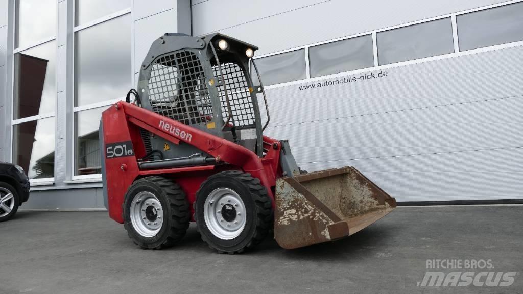 Neuson 501 S Carregadoras de direcção deslizante
