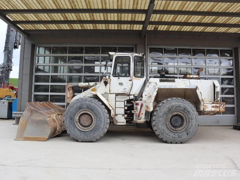 Liebherr L 551 Pás carregadoras de rodas