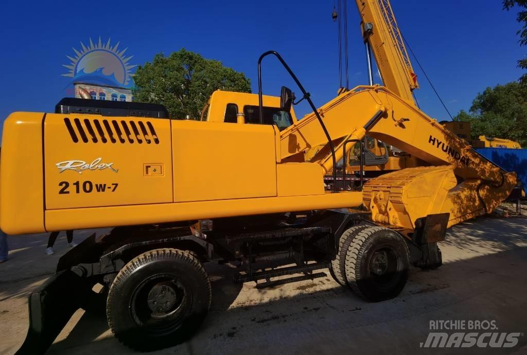 Hyundai R210W-7 Escavadoras de rodas