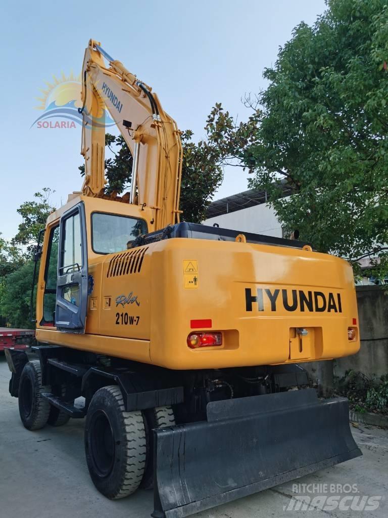 Hyundai R210W-7 Escavadoras de rodas