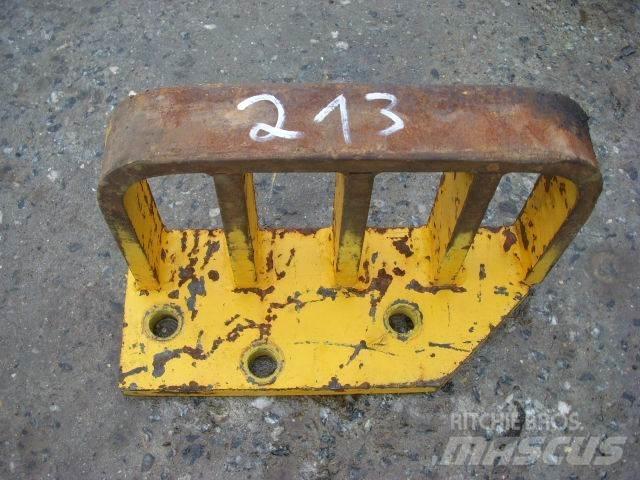 CAT (213) Tritt Chassis e suspensões