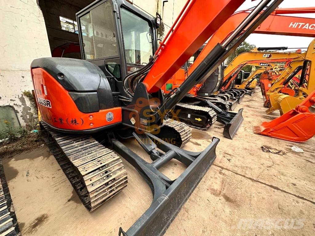 Hitachi ZX 68USR-5A Mini Escavadoras <7t