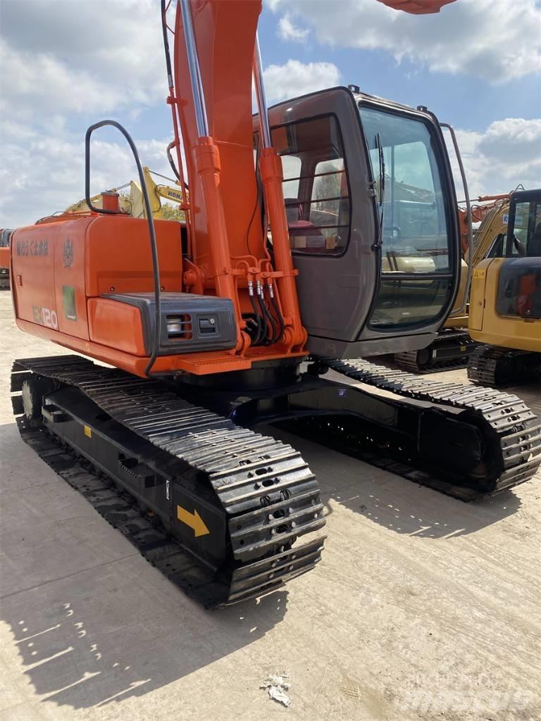 Hitachi EX120 Escavadoras de rastos