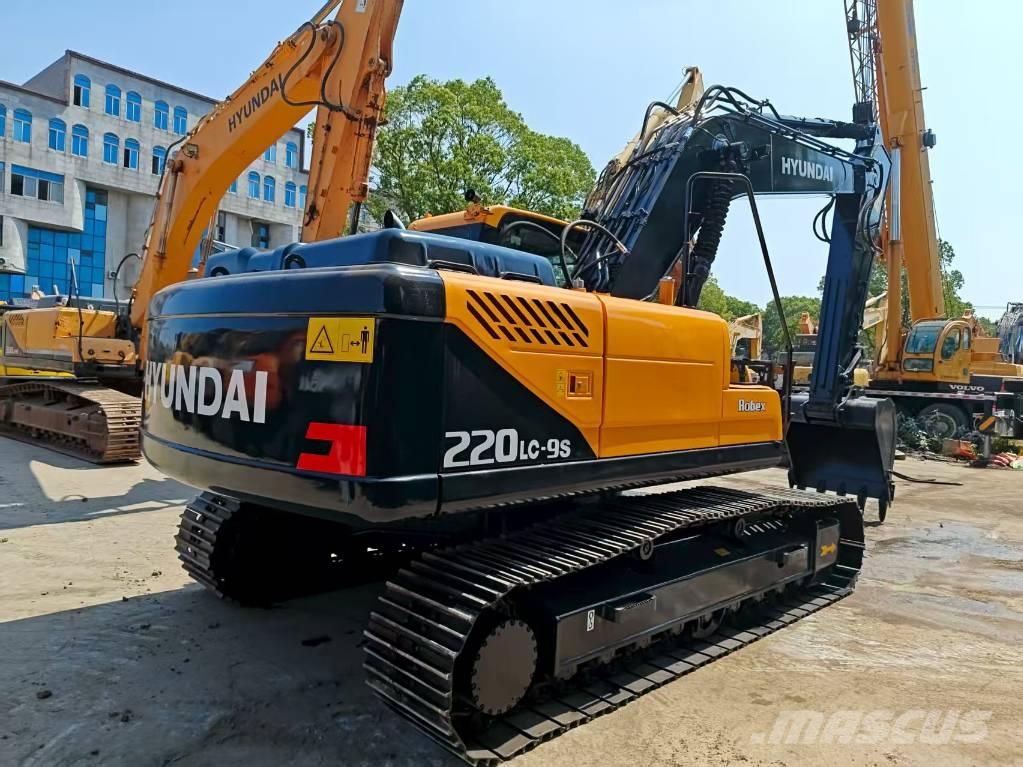 Hyundai r220lc-9s Escavadoras de rastos
