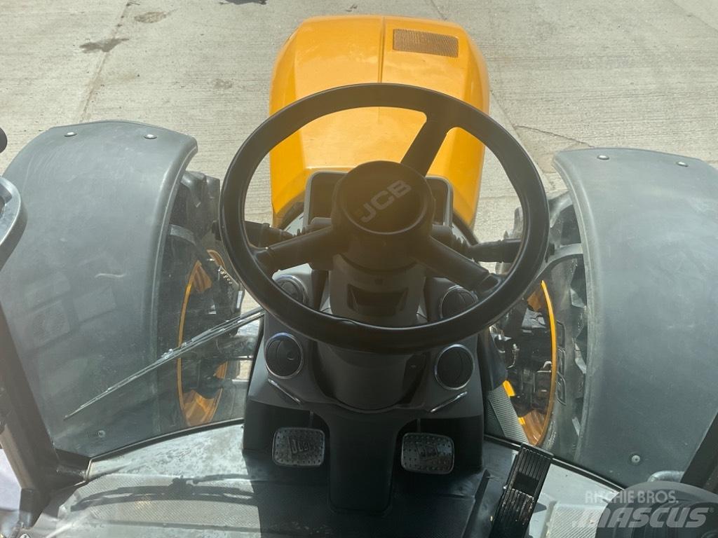 JCB Fastrac 4220 Tratores Agrícolas usados