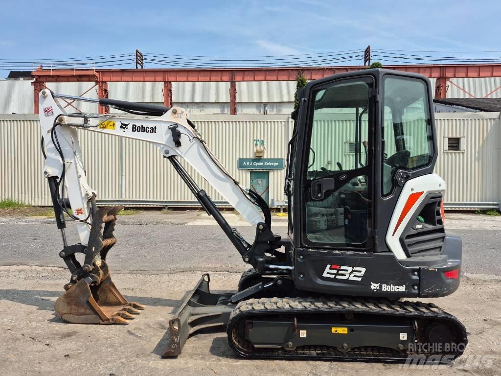 Bobcat E 32i Mini Escavadoras <7t