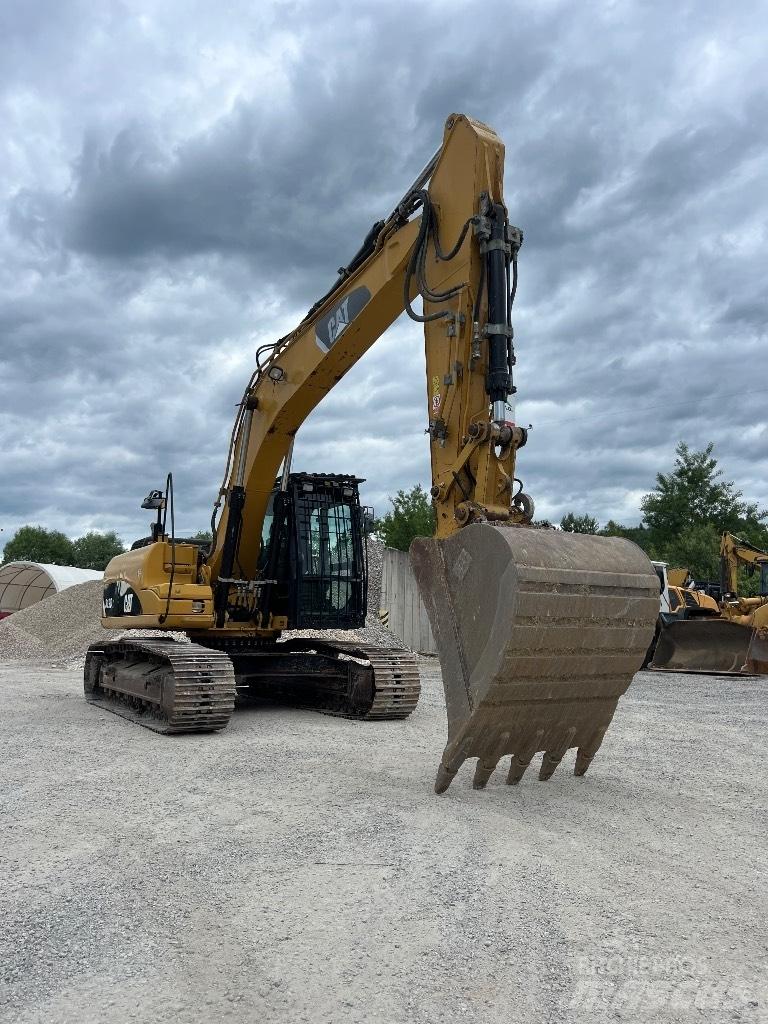 CAT 319 D L Escavadoras de rastos