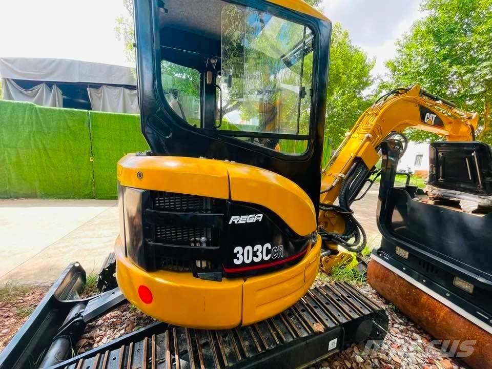 CAT 303C CR Mini Escavadoras <7t
