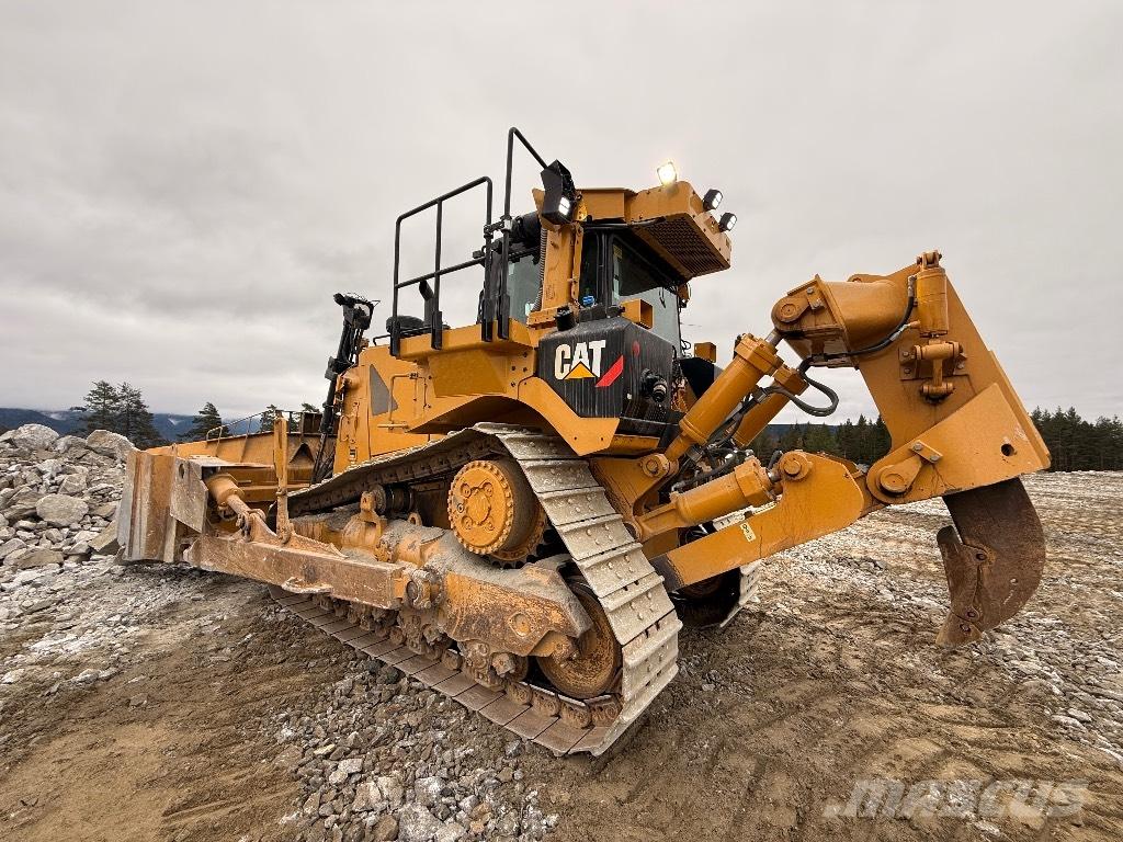 CAT D 8 T Dozers - Tratores rastos
