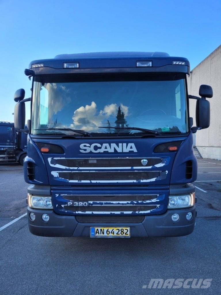 Scania P 320 Camiões de lixo