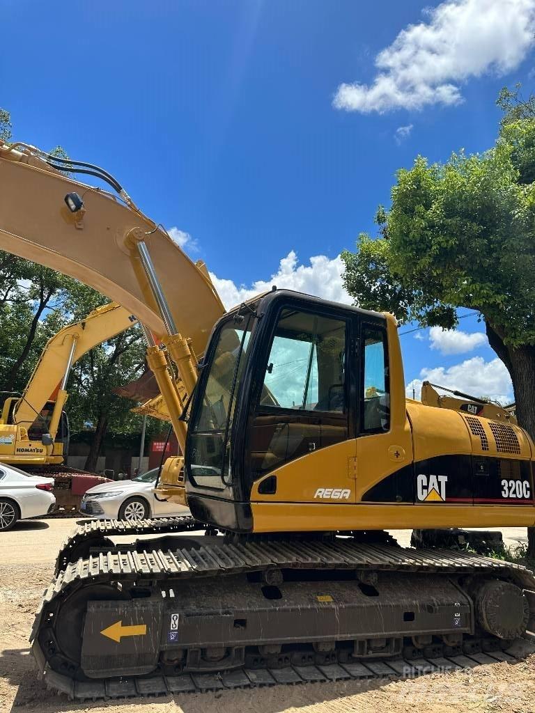 CAT CAT320C Escavadoras Midi 7t - 12t