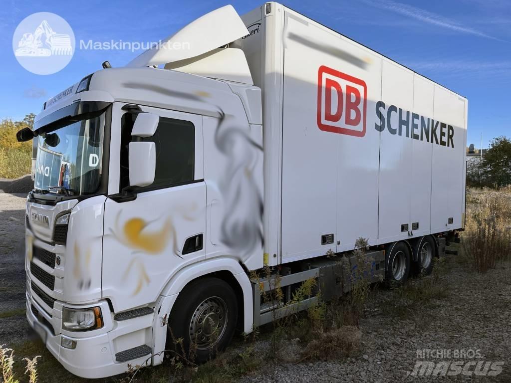 Scania R 580 Camiões de caixa fechada