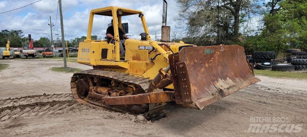 John Deere 850 B Dozers - Tratores rastos