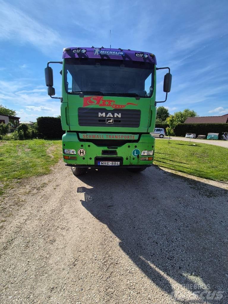 MAN 33.483 FDAC Camiões de transporte de troncos
