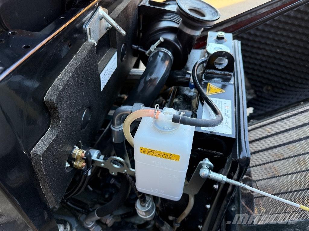 GiANT G 1500 X-tra Mini carregadoras