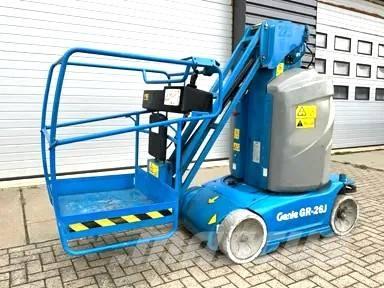 Genie GR 26 J Plataformas de Mastro Vertical