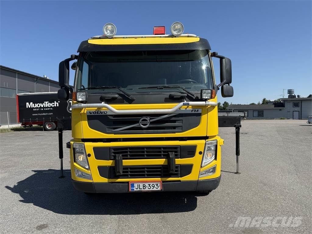 Volvo FM370 6X2 Camiões grua