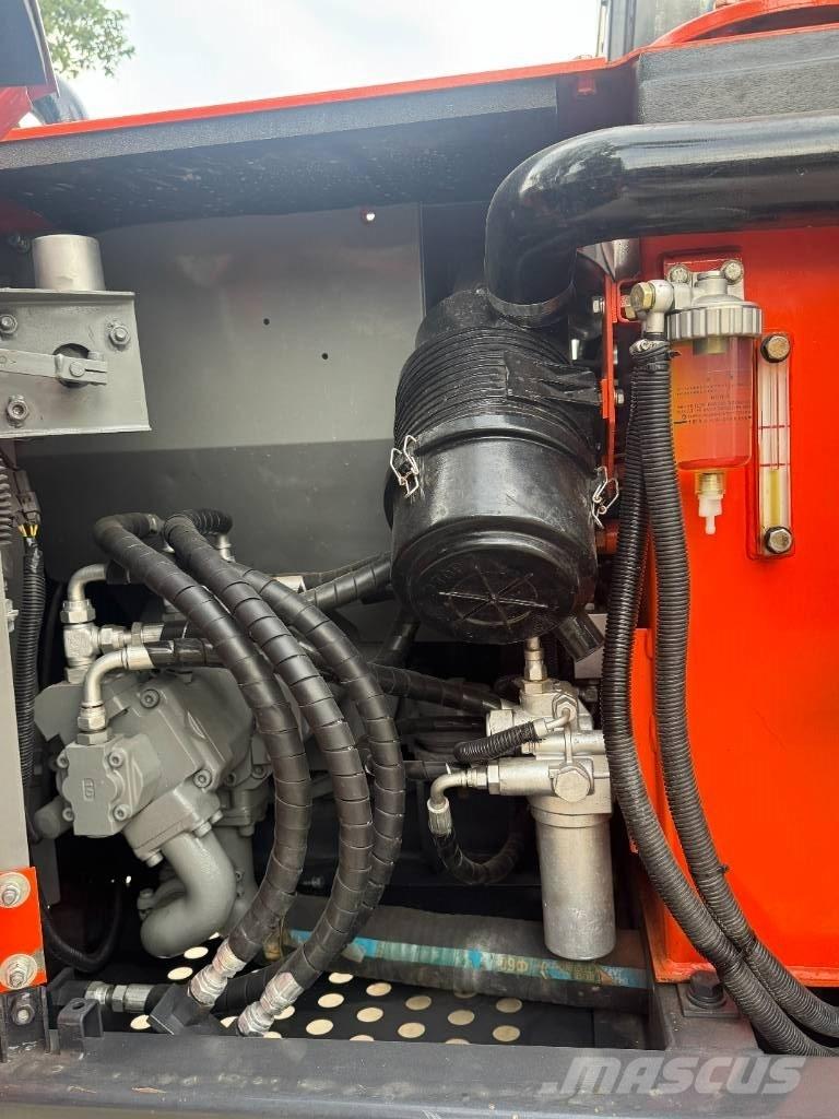 Hitachi ZX 70 Mini Escavadoras <7t