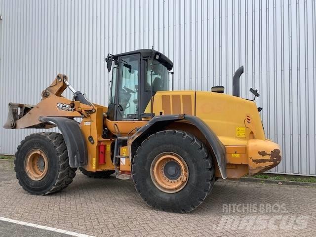 CASE 921F Pás carregadoras de rodas