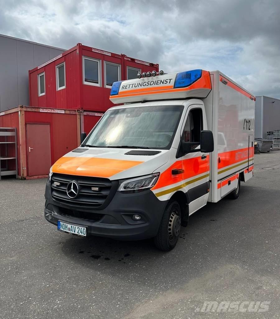 Mercedes-Benz 1000 Ambulâncias