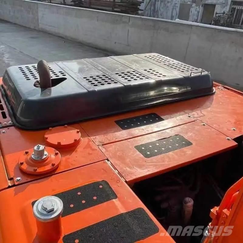 Hitachi ZX 200 Escavadoras de rastos