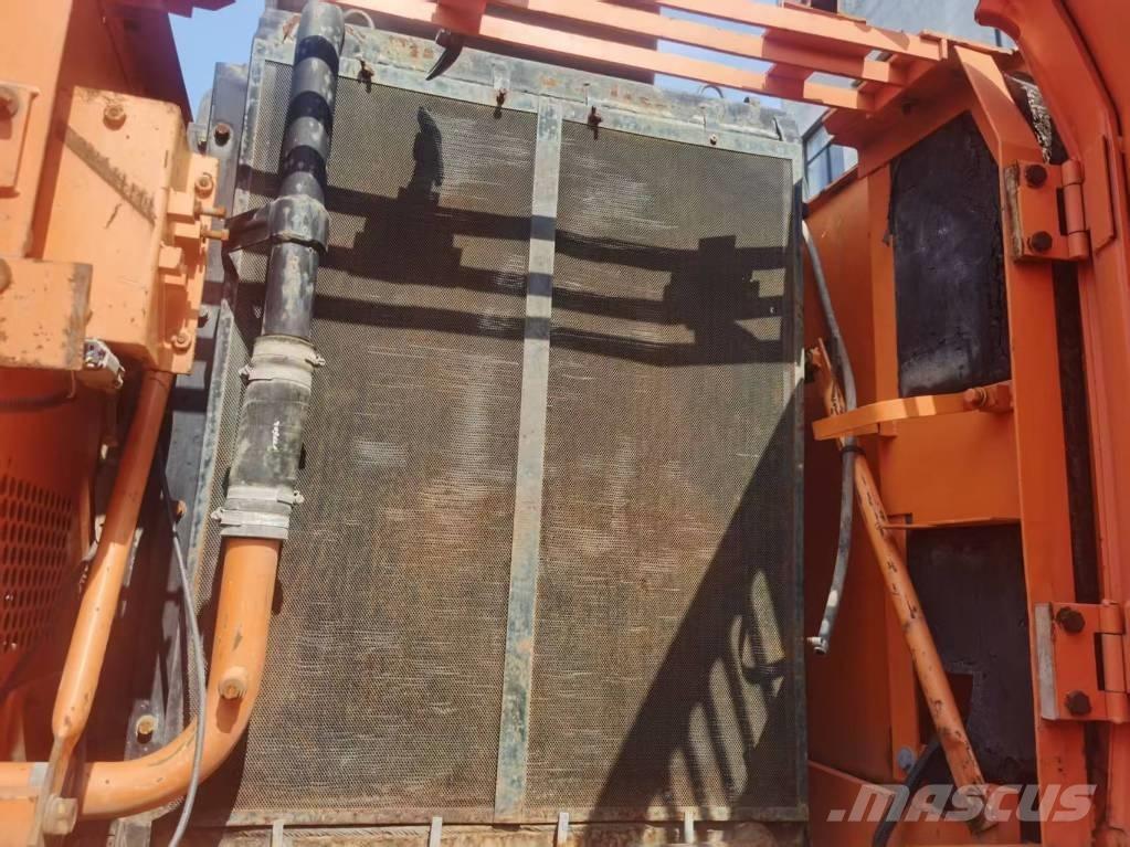 Doosan DH 210 W-7 Escavadoras de rodas