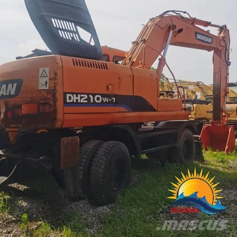 Doosan DH 210 W-7 Escavadoras de rodas