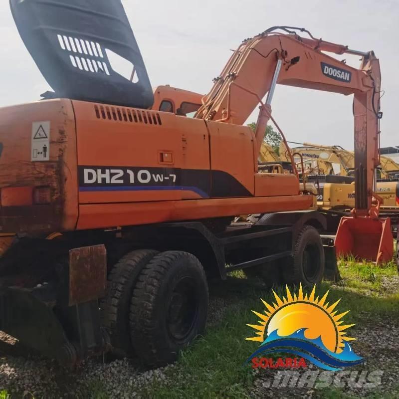 Doosan DH 210 W-7 Escavadoras de rodas