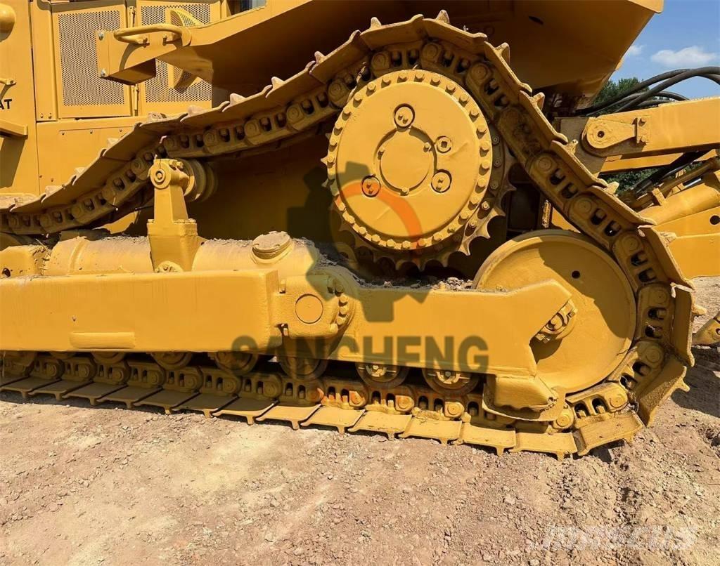 CAT D 8 R Dozers - Tratores rastos