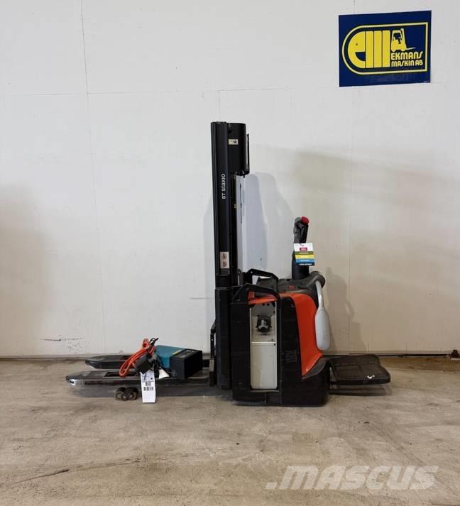 BT truck SPE 120L Empilhador para operador externo