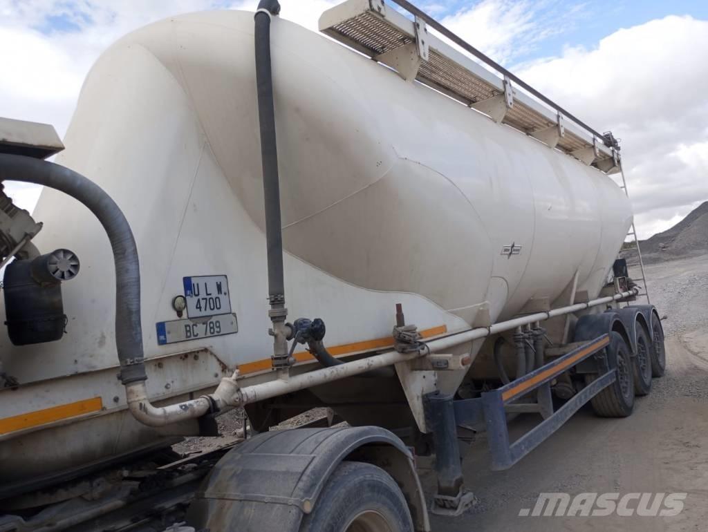 Spitzer Eurovac Reboques cisterna