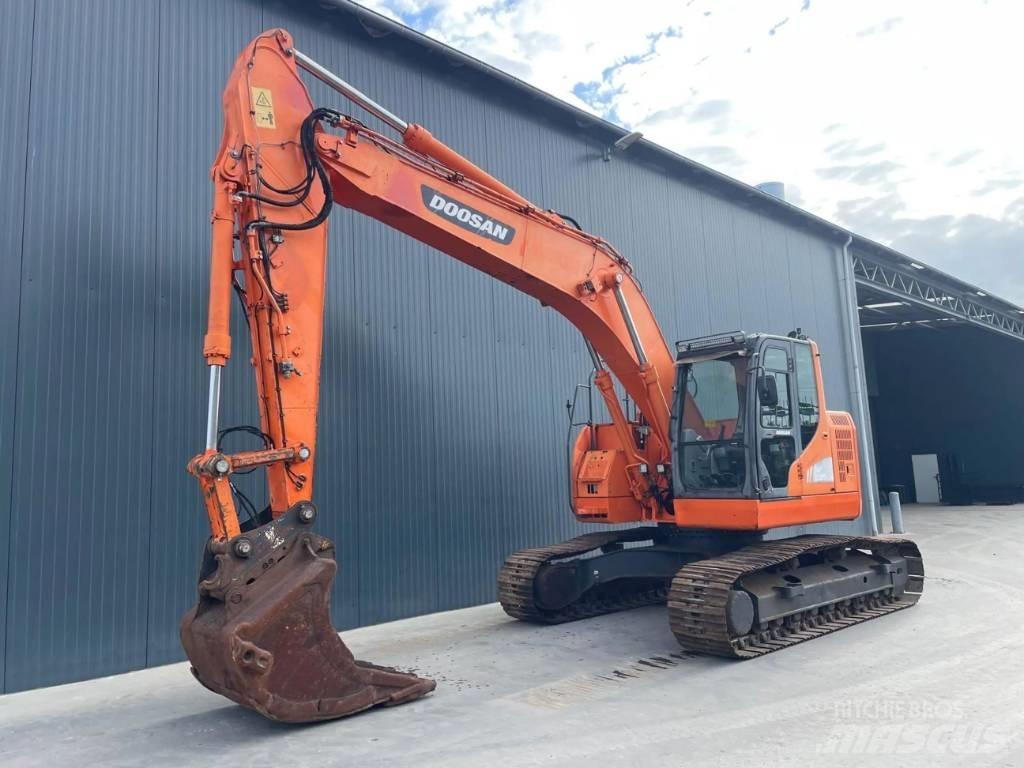Doosan DX235LCR Escavadoras de rastos
