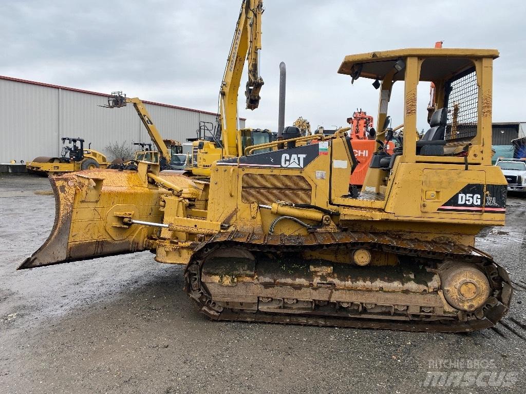 CAT D5G XL Dozers - Tratores rastos