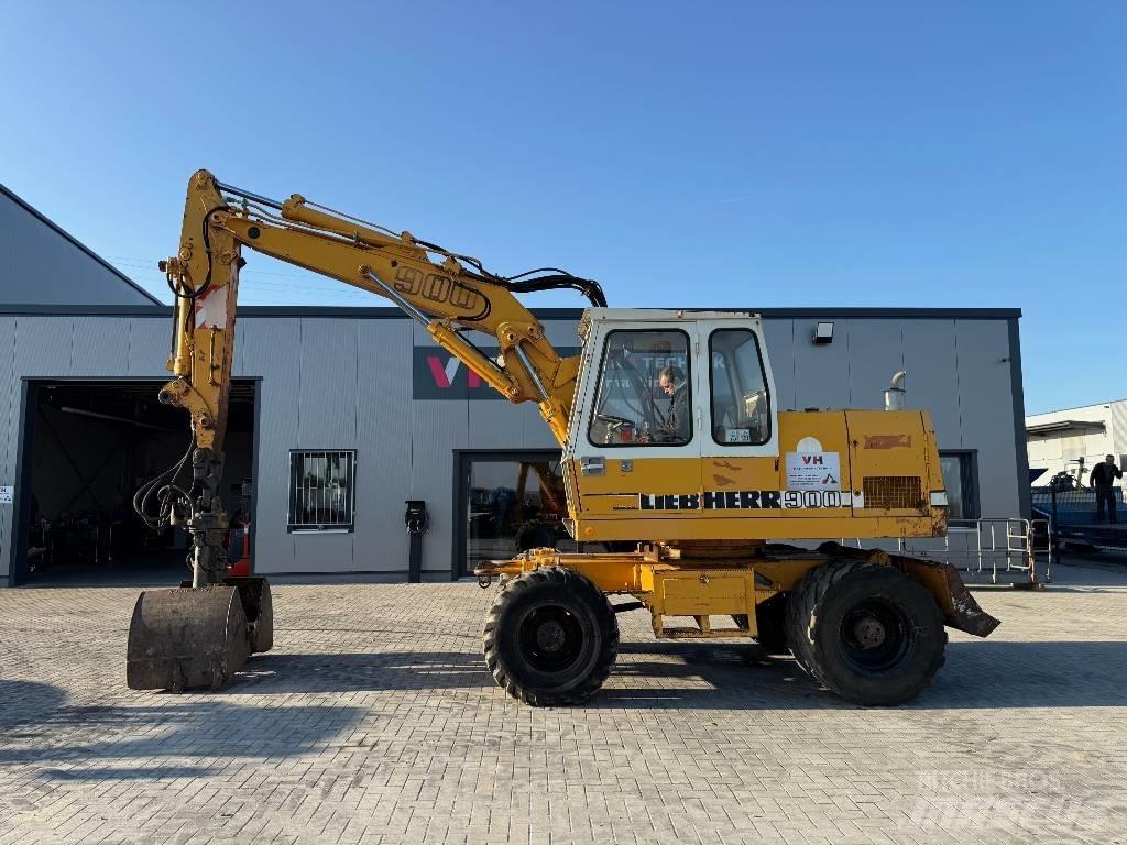 Liebherr A 900 C Escavadoras de rodas
