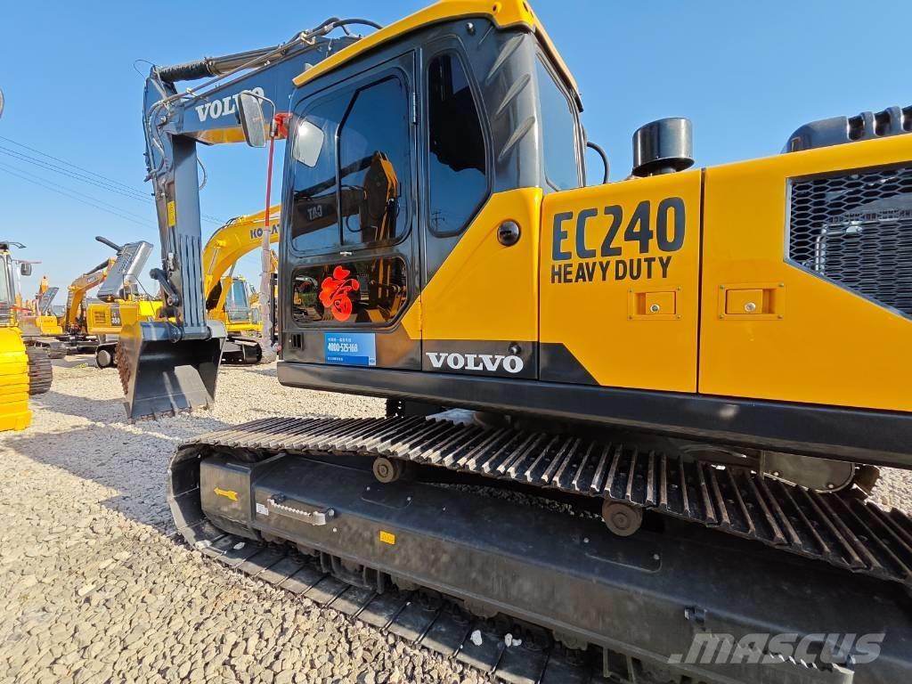 Volvo EC 240 B LC Escavadoras de rastos