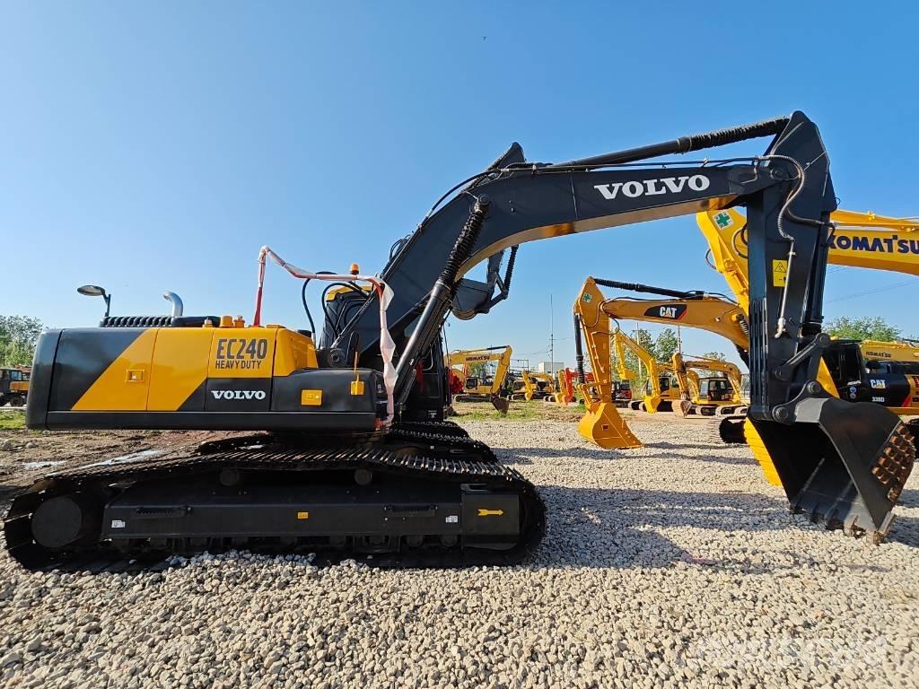 Volvo EC 240 B LC Escavadoras de rastos