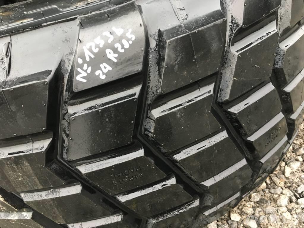  MAGNA TYRES 24R20.5 Pneus Agrícolas