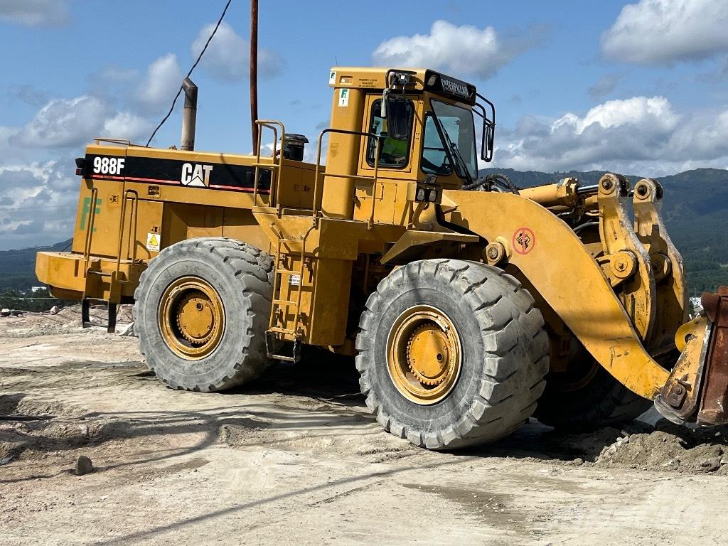 CAT 988 F II Pás carregadoras de rodas
