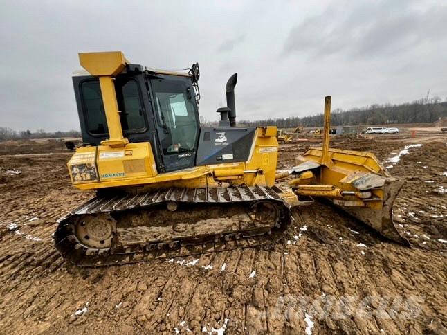 Komatsu D 41 E Dozers - Tratores rastos