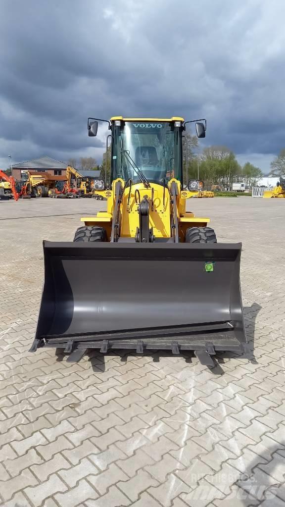 Volvo L 30 G Pás carregadoras de rodas