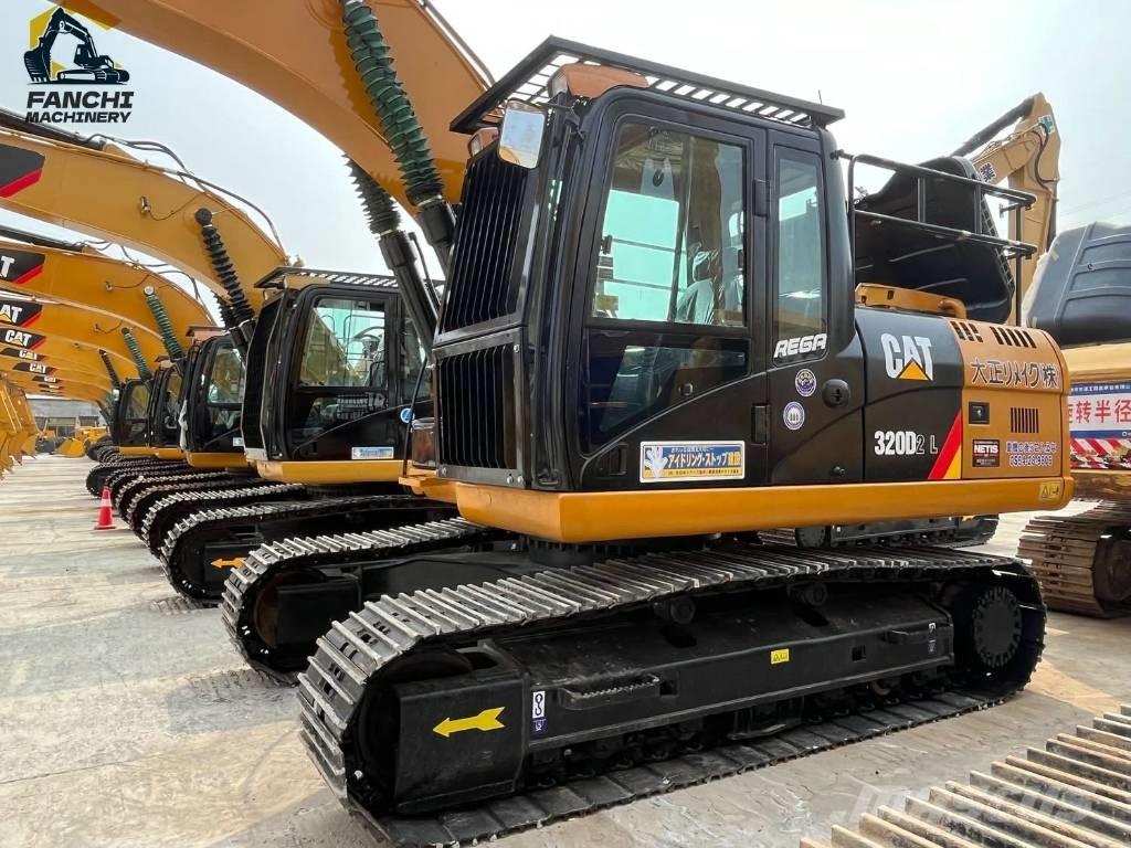 CAT 320D Escavadoras Midi 7t - 12t