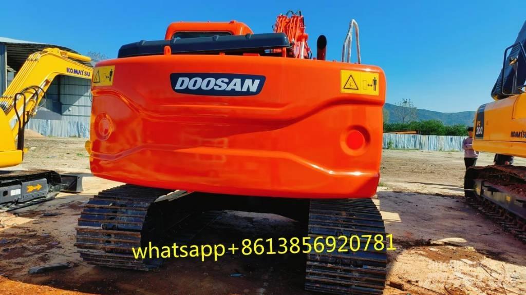 Doosan DX150 Escavadoras Midi 7t - 12t