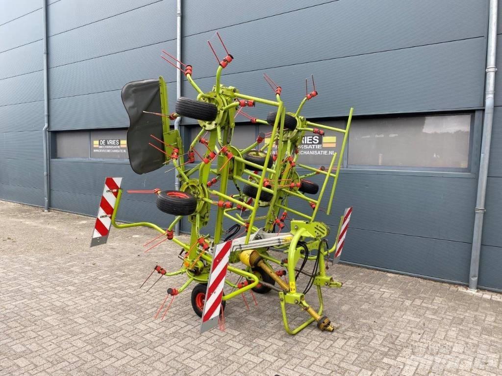 CLAAS Volto 870 Ancinho virador
